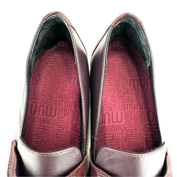 Munro American Geena Women Loafer Size 8 Wine/Red Leather Moc-Toe Low Block Heel - Picture 14 of 16